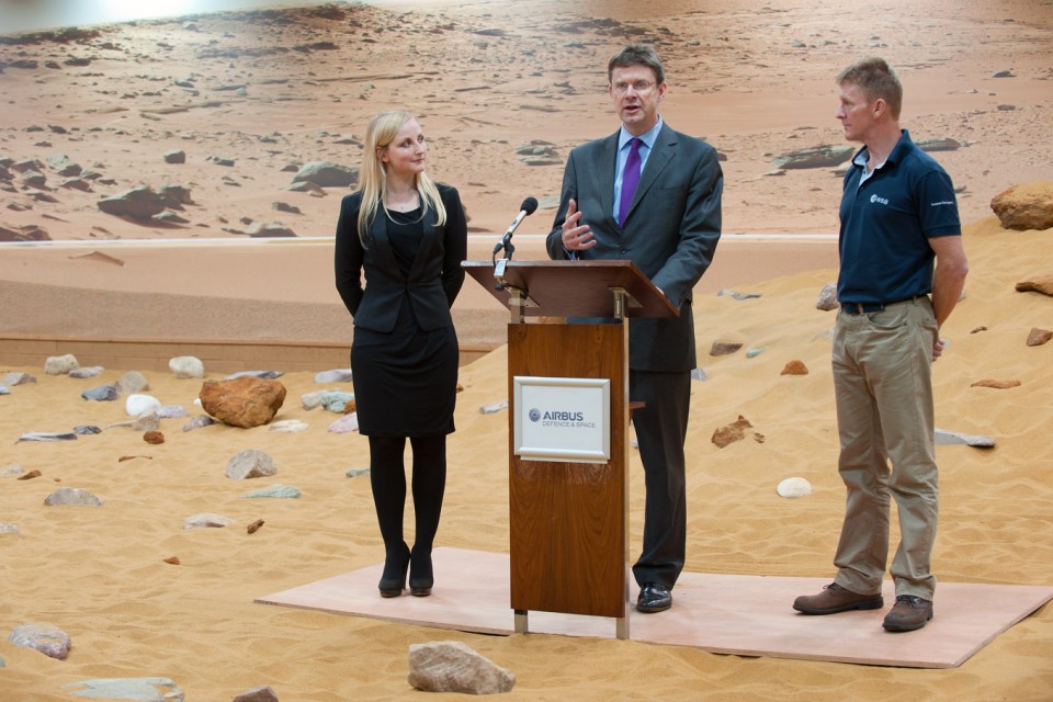 Science Minister's visit to Airbus