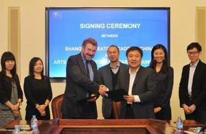 UK’s Arts and Humanities Research Council has signed a Memorandum of Understanding with the Shanghai Theatre Academy in China.