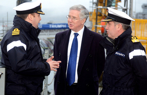 Defence Secretary Michael Fallon meets submariners from HMS Triumph [Picture: Chief Petty Officer Airman (Photographer) Thomas McDonald, Crown copyright]