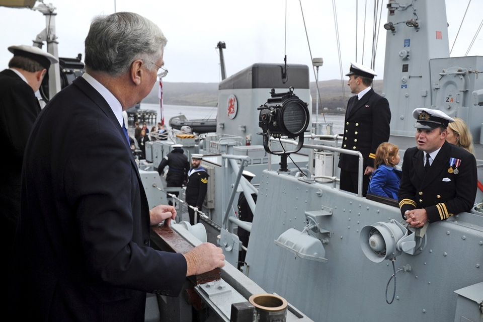 Mr Fallon welcomes home the crew of HMS Grimsby 