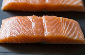Slices of salmon