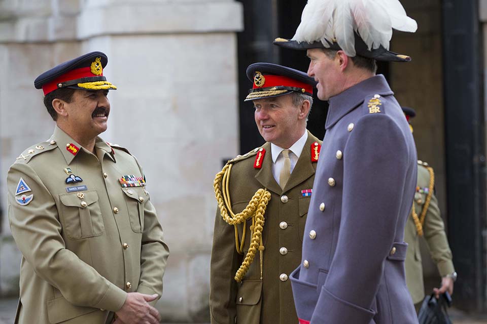 General Sharif with Chief of the Defence Staff General Sir Nicholas Houghton