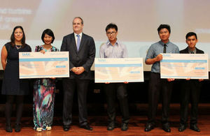 BUBA Chairman Kimberly Tritton, British High Commissioner Mr David Campbell and the winners from the 2013/2014 BUBA Awards