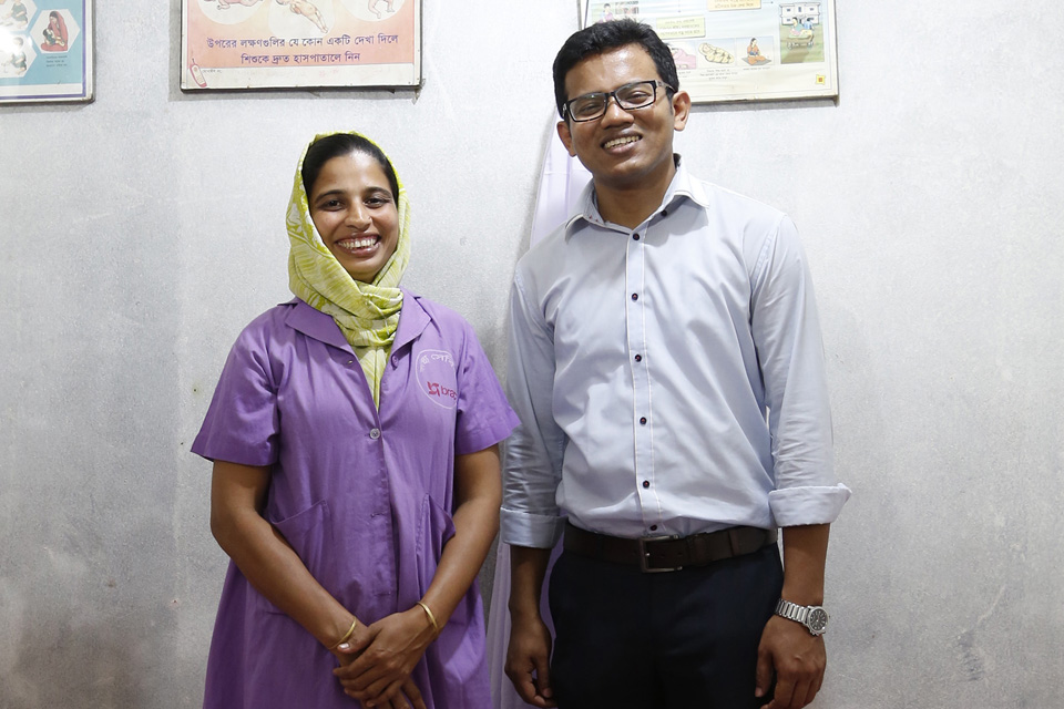 Parveen with Manoshi project Senior Medical Officer Dr Mostofa Sarwar. Picture: Ricci Coughlan/DFID