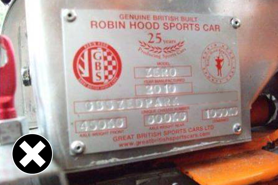 Not allowed: the plate is rectangular but doesn't have the information in a clearly defined separate rectangle.