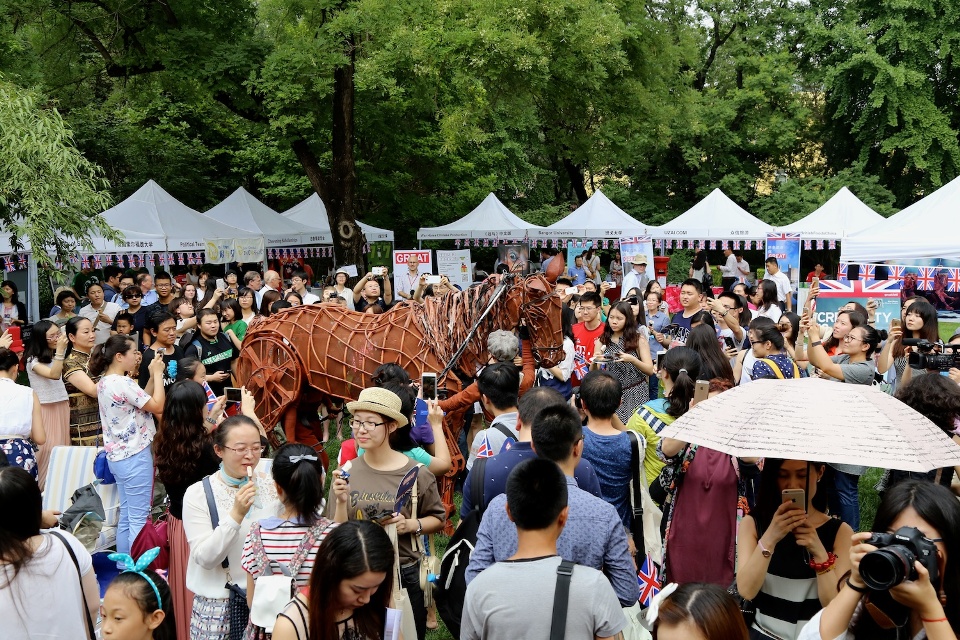 Guests met Joey the horse.