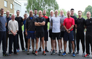 DCC Simon Chesterman with other runners at the beginning of the challenge