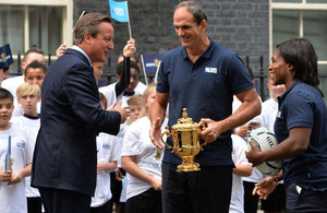 Rugby World Cup is brought to Downing Street by Martin Johnson and Maggie Alphonsi