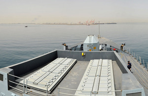 HMS Daring approaches the port of Al Jubayl in Saudi Arabia