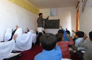 Shabir teaching a class.