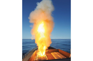 HMS Diamond firing Sea Viper for the first time