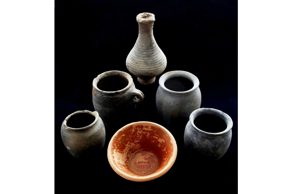 Bainesse pottery