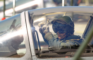 Typhoon FGR4 pilot signals to ground crew