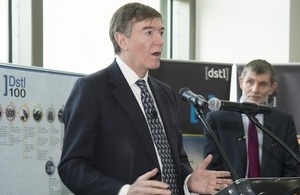 MinDP Philip Dunne with Dstl CE Jonathan Lyle