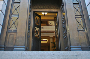 Entrance to Victoria House.