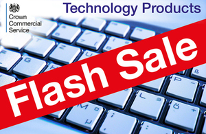 Computer keyboard with the words Flash Sale written across in a red banner