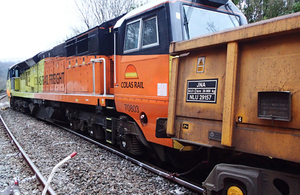 Image showing the derailed locomotive and the rear wagon