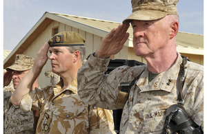 Major General Richard Mills (right), Commander of the new Regional Command (South West), at the reorganisation ceremony