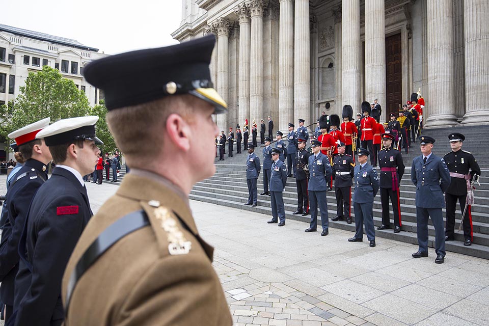 More than eighty Service personnel were invited to line the steps of St Paul’s