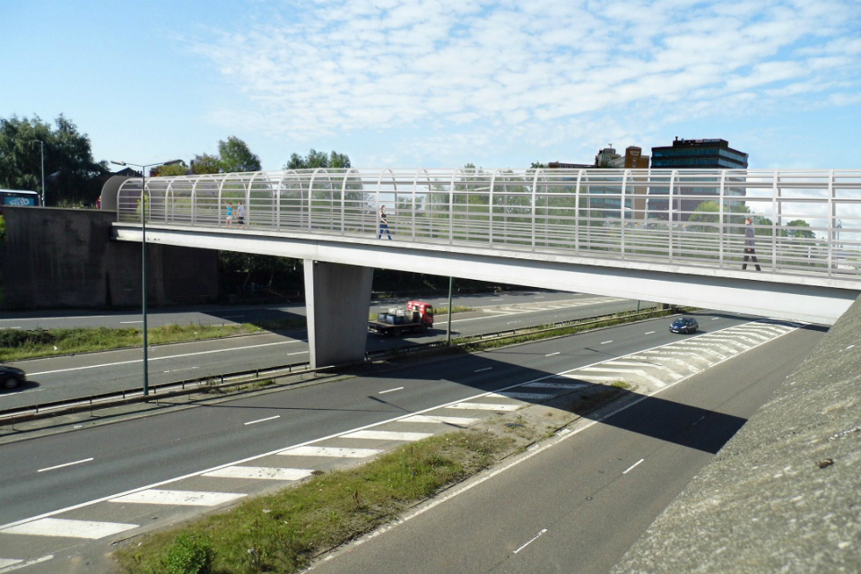 Footbridge img