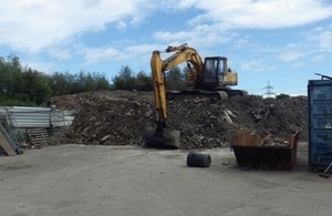 Image of waste at the Hope Street compound