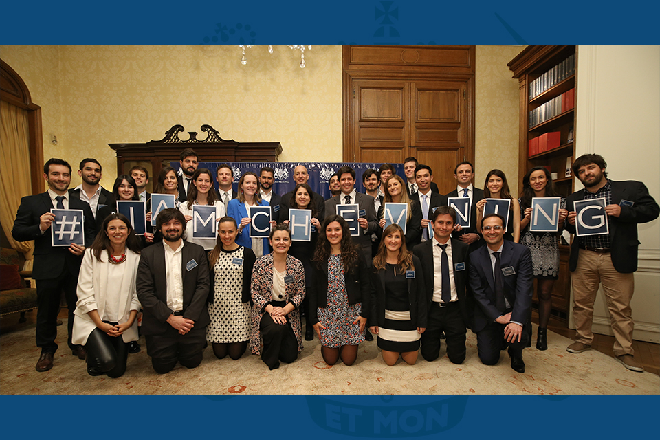 A group of Chevening scholars that will study in the UK in 2016-17