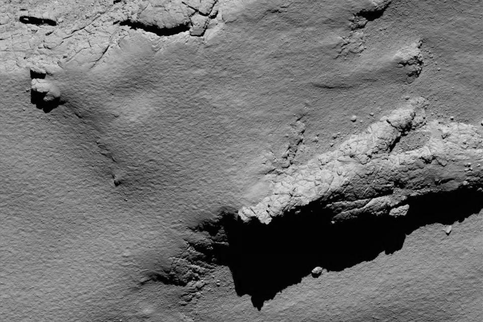 Image taken of comet 67P from 5.7 km