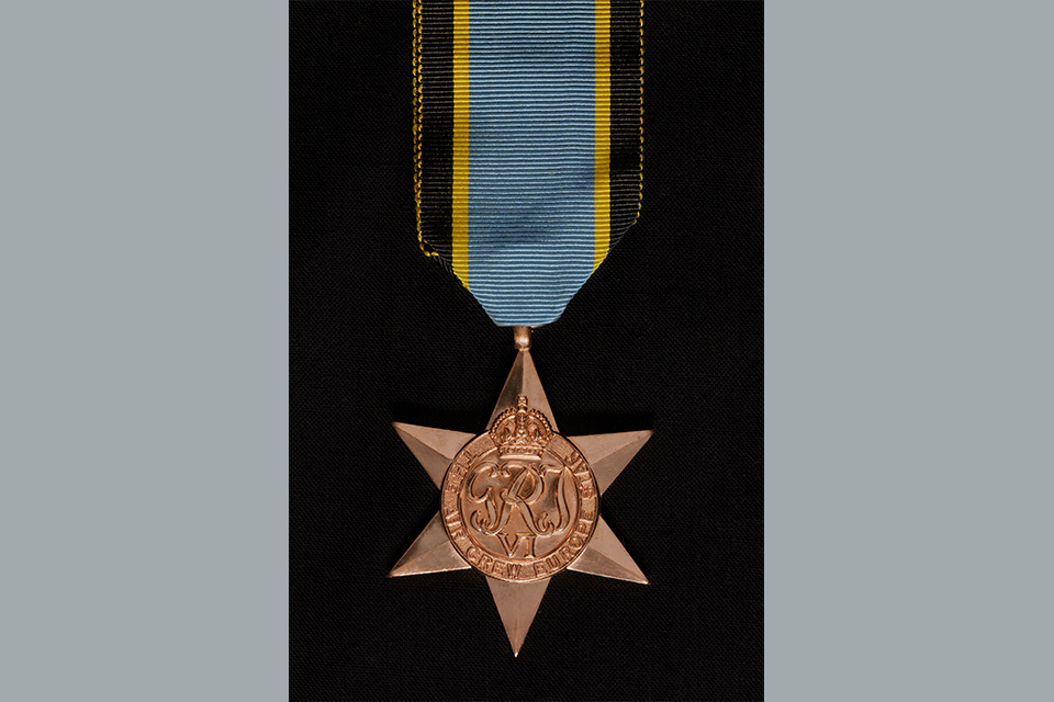 12/" of MODERN MINIATURE Medal Ribbon for the WWII BURMA STAR