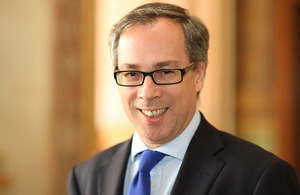 Lord Edward Llewellyn, Her Majesty’s Ambassador to France