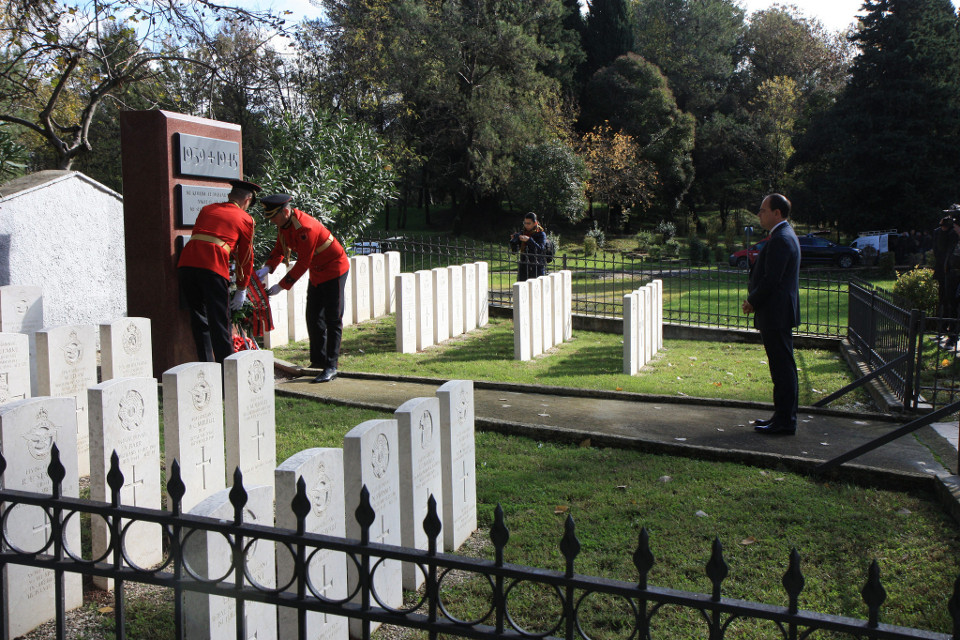 British Embassy Tirana observes Remembrance Day 2016