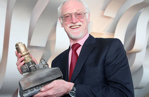 Barrnon's Steve Thompson with the sludge dredging equipment