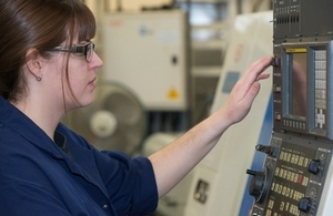 Bethan, Mechanical Engineering Apprenticeship graduate
