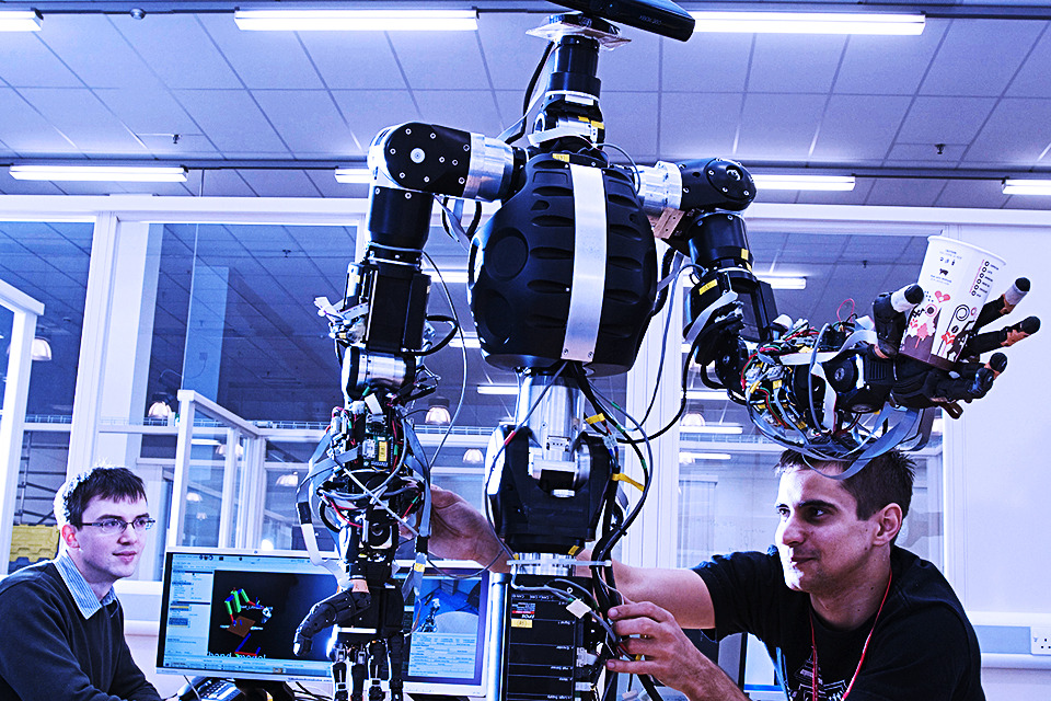 £600 million funding boost for science and research - GOV.UK