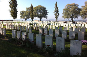 Messines Ridge Cemetery - Photo: G. Matheson