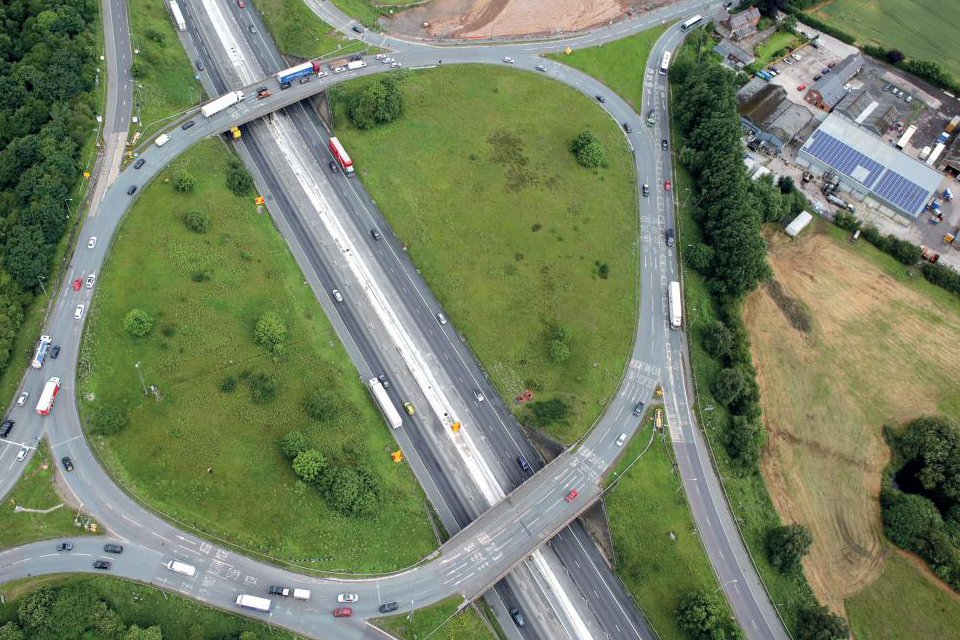 image of M6 Knutsford roundabout