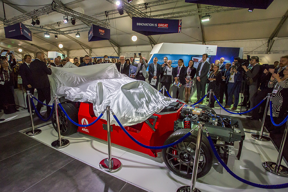 HIPERCAR prototype is unveiled at LCV2017