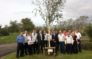 Minister for the UK Government in Wales, Guto Bebb MP at Toyota Deeside / Gweinidog Llywodraeth y DU yng Nghymru, Guto Bebb AS yn ffatri Toyota ar Lannau Dyfrdwy