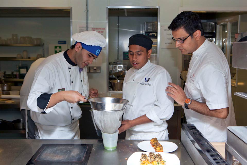 Atul Kochhar with 2 aspiring chefs