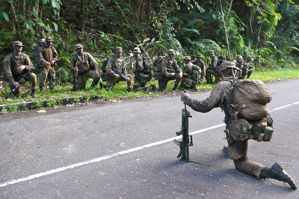 Lieutenant Wiggins gives orders to his men