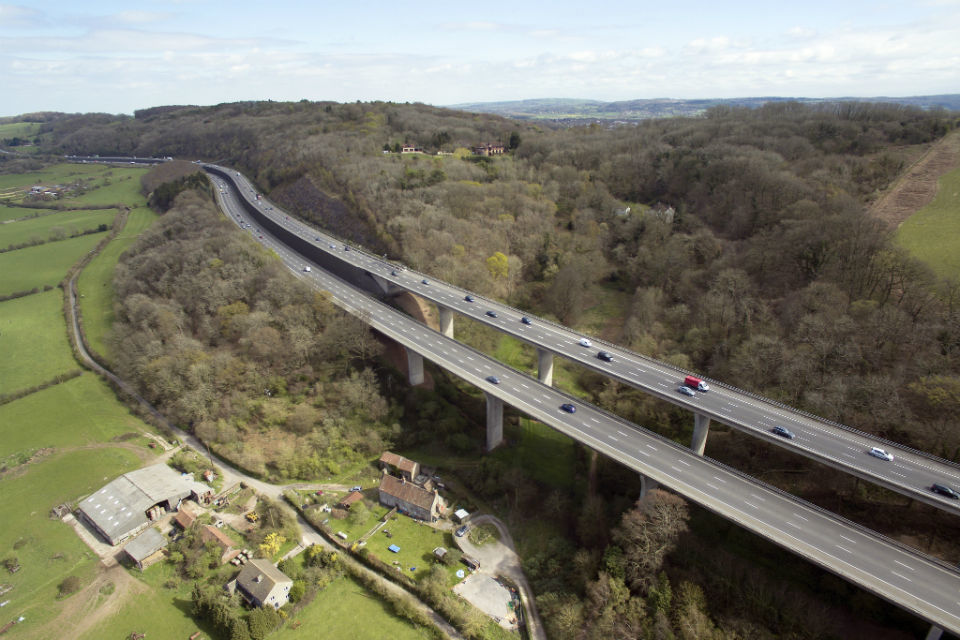  First glimpse of updated road design manual in 2018 - GOV.UK