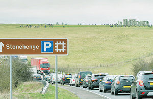 Photo of traffic going past Stonehenge