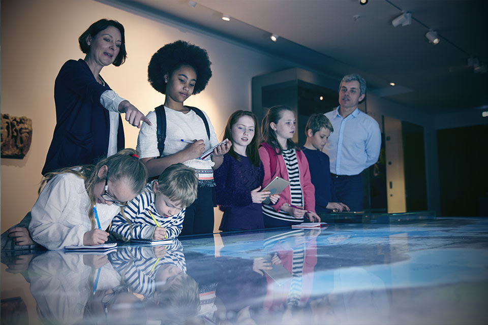 School pupils use tech to enhance their field trip