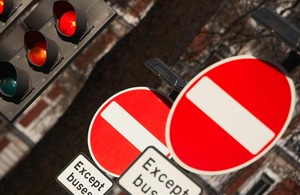 Double traffic sign