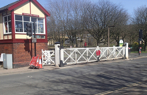 Ramsbottom station level crossing