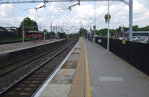 Platform 6 at Bushey station (Photo by Sunil060902 on Wikimedia Commons. Used under Creative Commons)