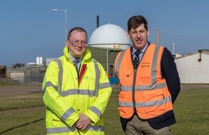 Mark Raffle, NDA Lead Programme Manager, with Lord Duncan at Dounreay