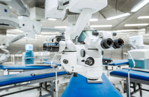 Ophthalmology operation room with equipment via Presslab at Shutterstock