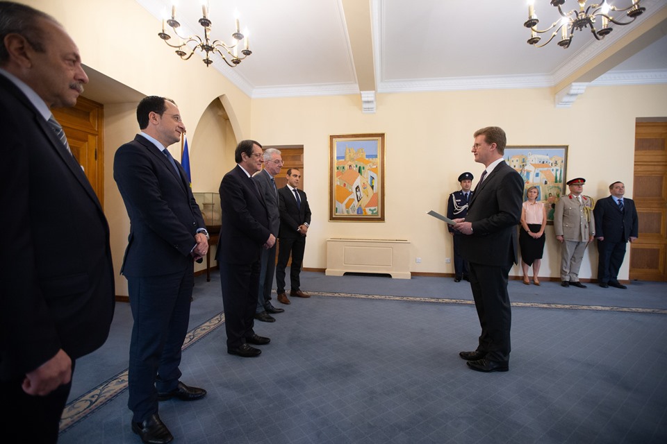 High Commissioner to Cyprus Stephen Lillie presents credentials