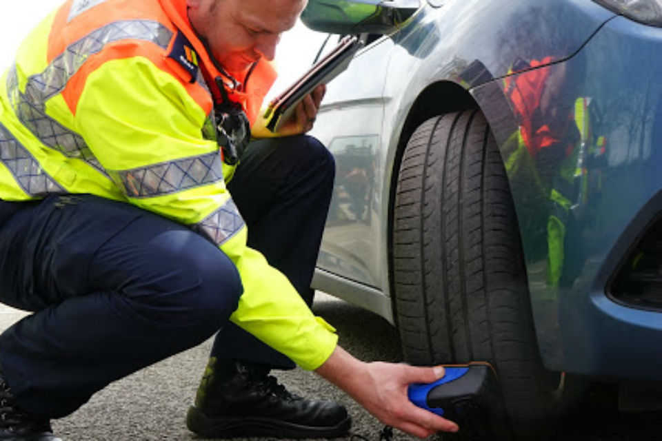 new tyre scanners