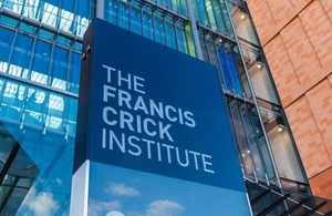 The sign and entrance to The Francis Crick Institute via Chrispictures at Shutterstock